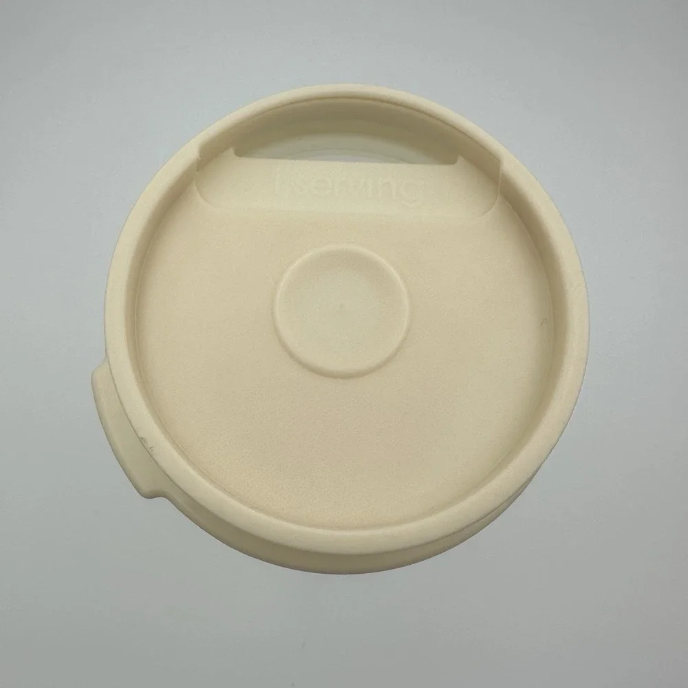 Rubbermaid Servin' Saver Pasta Spaghetti‎ Keeper Storage with Easy Measure Lid
